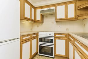 KITCHEN- click for photo gallery
